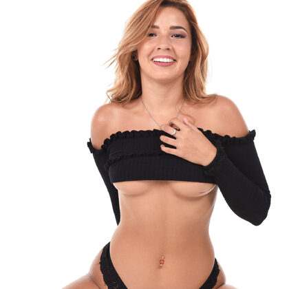 Agatha Vega 056 03-agatha-vega-casual-day-by-istripper.jpg