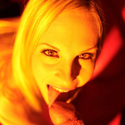 Aimee Addison 006 10-gorgeous-aimee-addison.jpg