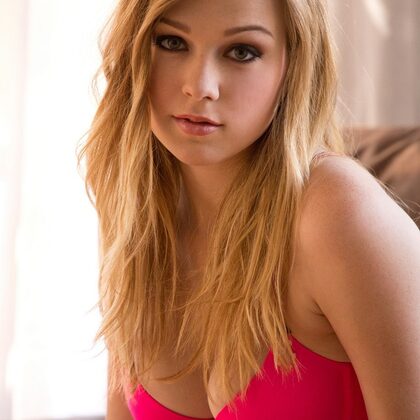 Alaina Fox 002 06-alaina-fox-by-digital-desire.jpg