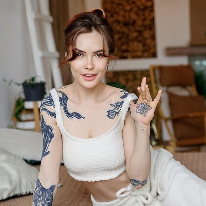 Alena Gzhel 002 02-alenagzhel-lets-stay-home-by-suicide-girls.jpg
