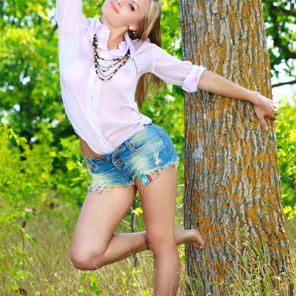 Alessandra A 007 01-fresh-model-alessandra-a.jpg