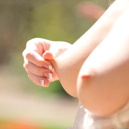 Alexis Ford 008 03-alexis-ford-blonde-beauty.jpg