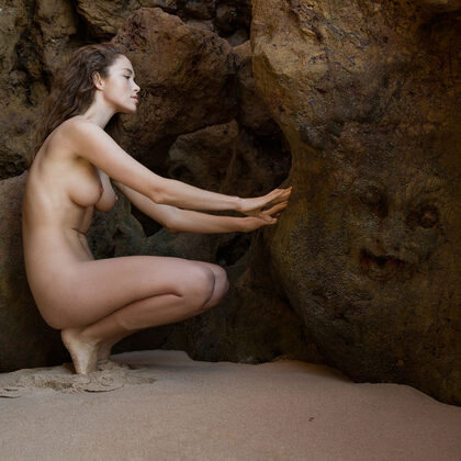 Alisa G 019 10-vika-a-desire-by-femjoy.jpg