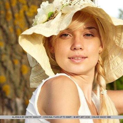 Aljena A 002 08-erotic-blonde-aljena-a.jpg