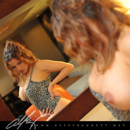 Alley Baggett 002 11-glam-model-alley-baggett.jpg