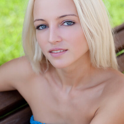 Alysha A 010 02-hot-blonde-alysha.jpg