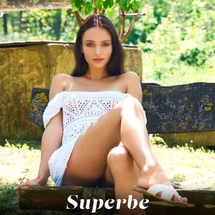 Anastasia Gress 002 02-anastasia-gress-beautiful-flower-by-superbe-models.jpg