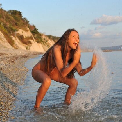 Anastasia Petrova 009 12-anastasia-petrova-by-eroberlin.jpg