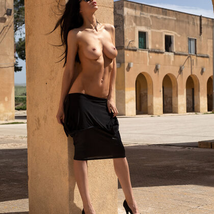 Anastasya 009 02-anastasya-black-friday-by-photodromm.jpg