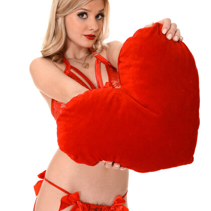 Anna Tatu 018 02-anna-tatu-sweet-love-by-istripper.jpg