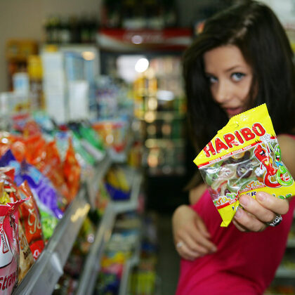 Anna Tatu 046 07-anna-tatu-in-public.jpg