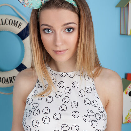 Aphrodita 002 03-presenting-aphrodita-by-amour-angels.jpg