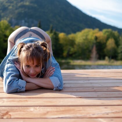 Ariel Rebel 047 04-ariel-rebel-on-the-dock.jpg
