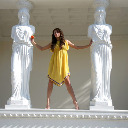 Astrud A 013 08-michelle-satuesque-by-mpl-studios.jpg