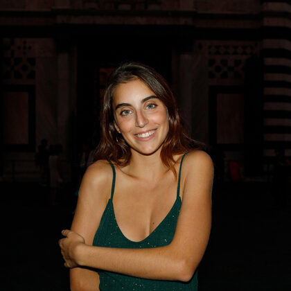 Aurora Morgenrote 005 06-aurora-morgenrote-dusk-at-duomo-by-zishy.jpg