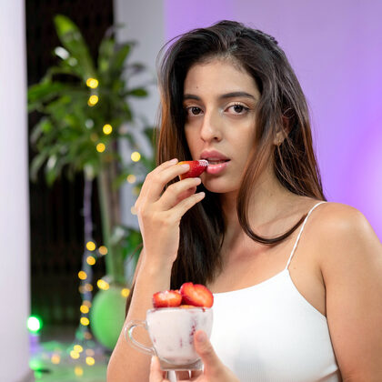 Ava Adore 005 01-uzza-wet-yoga-by-nubiles.jpg