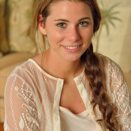 Aveline 002 01-cozy-sofa-session-with-soft-lace-and-shy-looks-by-aveline-indoors.jpg