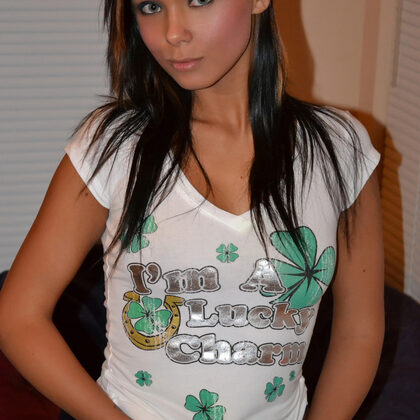 Bailey Knox 024 02-bailey-knox-and-her-lucky-charms.jpg