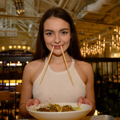 Beghe 003 01-rachel-and-beglie-let-s-be-friends.jpg