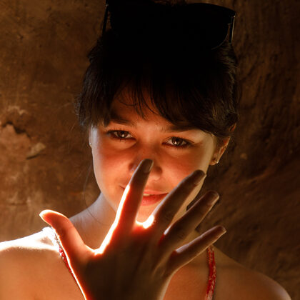 Bessi Niurba 002 02-bessi-niurba-reveals-her-charm-in-sunny-and-playful-shoot.jpg