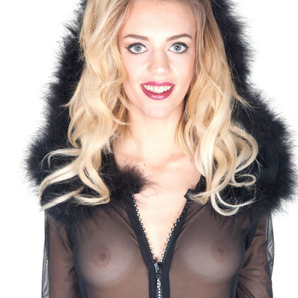 Blake Bartelli 004 03-blake-eden-bond-girl-by-istripper.jpg