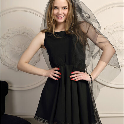 Carolina Sampaio 026 02-carolina-playful-minnie-by-mpl-studios.jpg