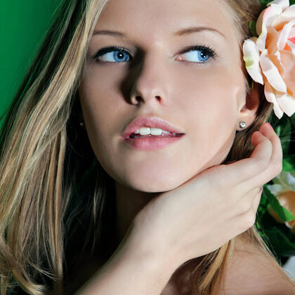 Catherine A 003 05-catherine-a-shaved-pussy.jpg