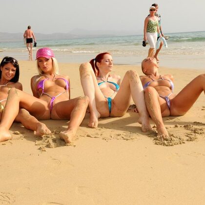 Cikita 034 01-bikini-pleasure-with-cikita-and-friends.jpg