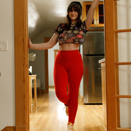 Daisy Wensday gallery 004