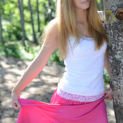 Dana K 001 01-showy-beauty-dana.jpg