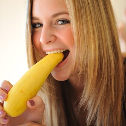 Danielle Ftv 009 14-danielle-likes-fruites.jpg