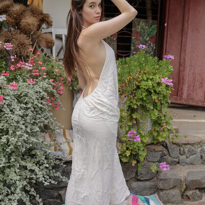 Danna 007 01-danna-nude-among-flowers-in-soft-natural-light.jpg