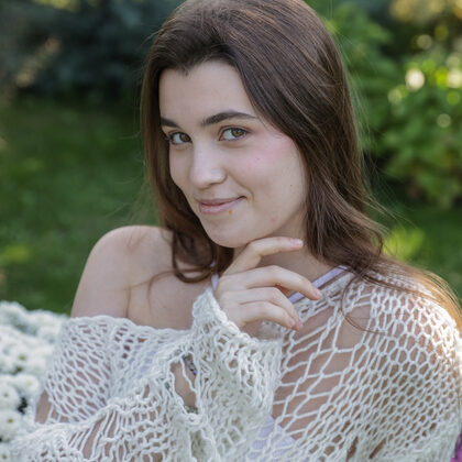 Danna 012 01-danna-gardening.jpg