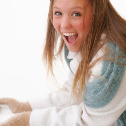 Dawson Miller 003 01-dawson-miller-snow-flashing-by-this-years-model.jpg