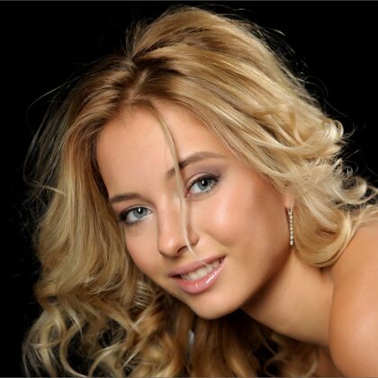 Delilah G 010 02-danica-flower-in-the-night-by-mpl-studios.jpg