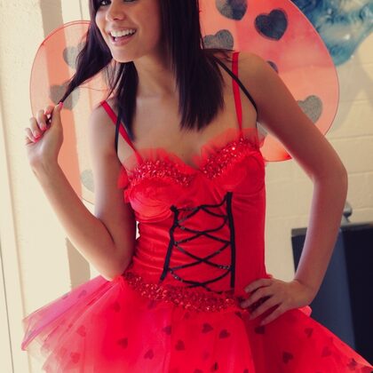 Destiny Moody 016 01-destiny-moody-lady-bee-by-this-years-model.jpg