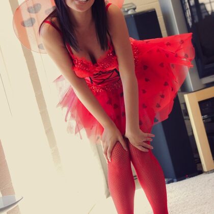 Destiny Moody 016 04-destiny-moody-lady-bee-by-this-years-model.jpg