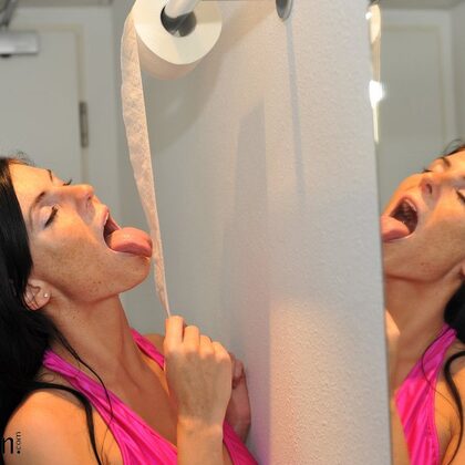 Eileen 011 10-eileen-sue-in-berlin.jpg