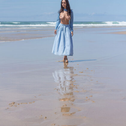 Ela 002 03-ela-misty-blue.jpg