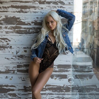 Elsa Jean gallery 007