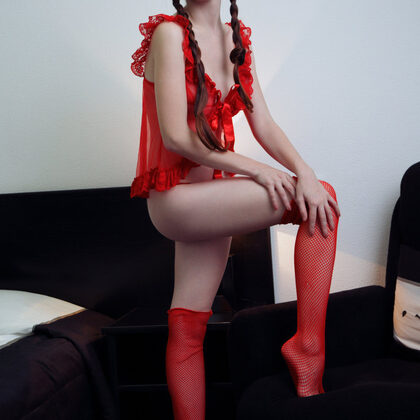 Emily Bloom 045 01-emily-bloom-red-socks.jpg