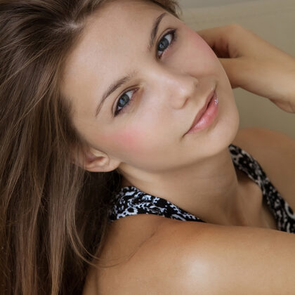 Emma Sweet 006 01-nelly-show-me-yummy-by-amour-angels.jpg