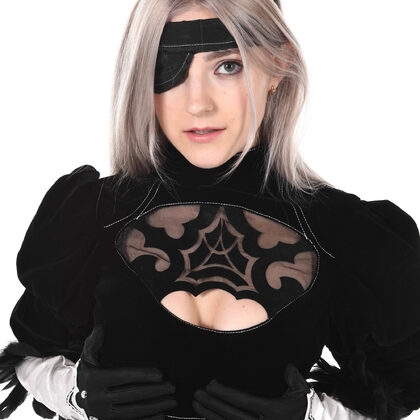 Eva Elfie 025 02-eva-elfie-nier-dildomata-by-istripper.jpg