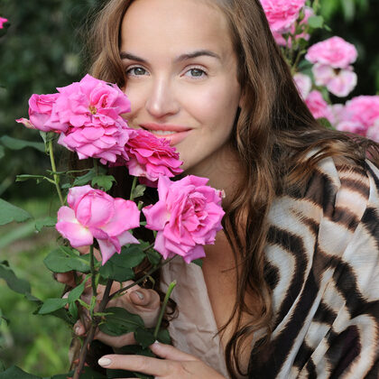 Eva Jolie gallery 004