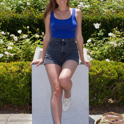 Florence Milo 001 09-florence-milo-high-wasted-dreams.jpg