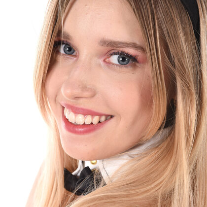 Freya Mayer 040 09-freya-mayer-burlesque-bunny-by-istripper.jpg