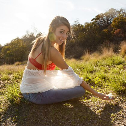 Gracie Thibble 002 01-gracie-thibble-for-blue-jeans-by-zishy.jpg