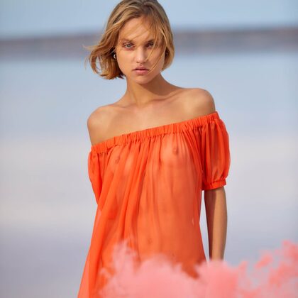 Hannah Ray 005 05-hannah-ray-dead-sea-poems-by-superbe-models.jpg