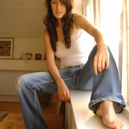 Helen Louise gallery 001