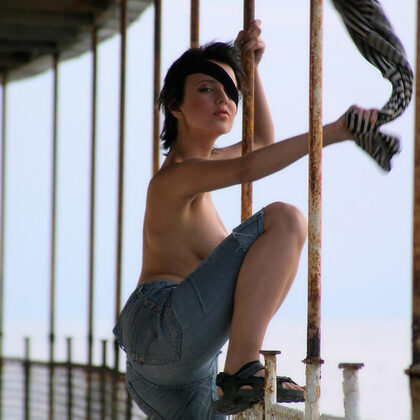 Hilary A 002 01-tamina-shipmate-by-erotic-beauty.jpg